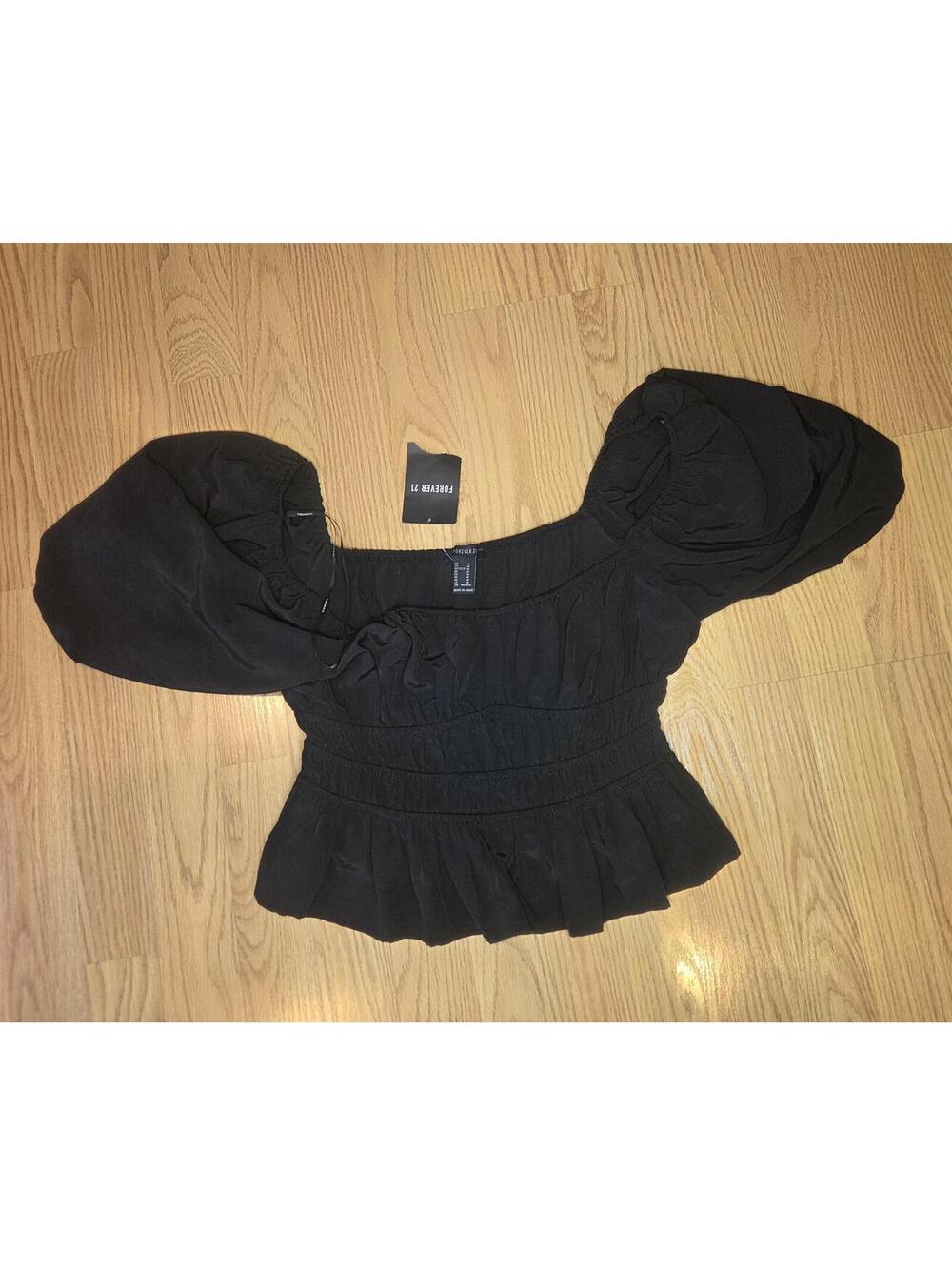 Black Puff Sleeve Crop Top